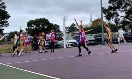 Hepburn Netballers on Top
