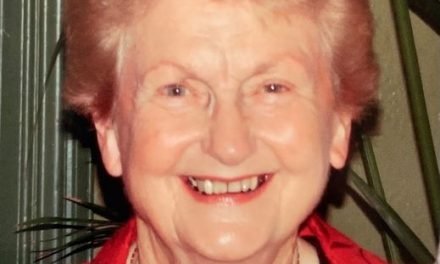 MEADE – Lois Ruth (nee Collins)