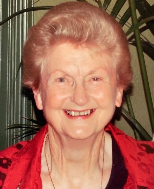 MEADE – Lois Ruth (nee Collins)